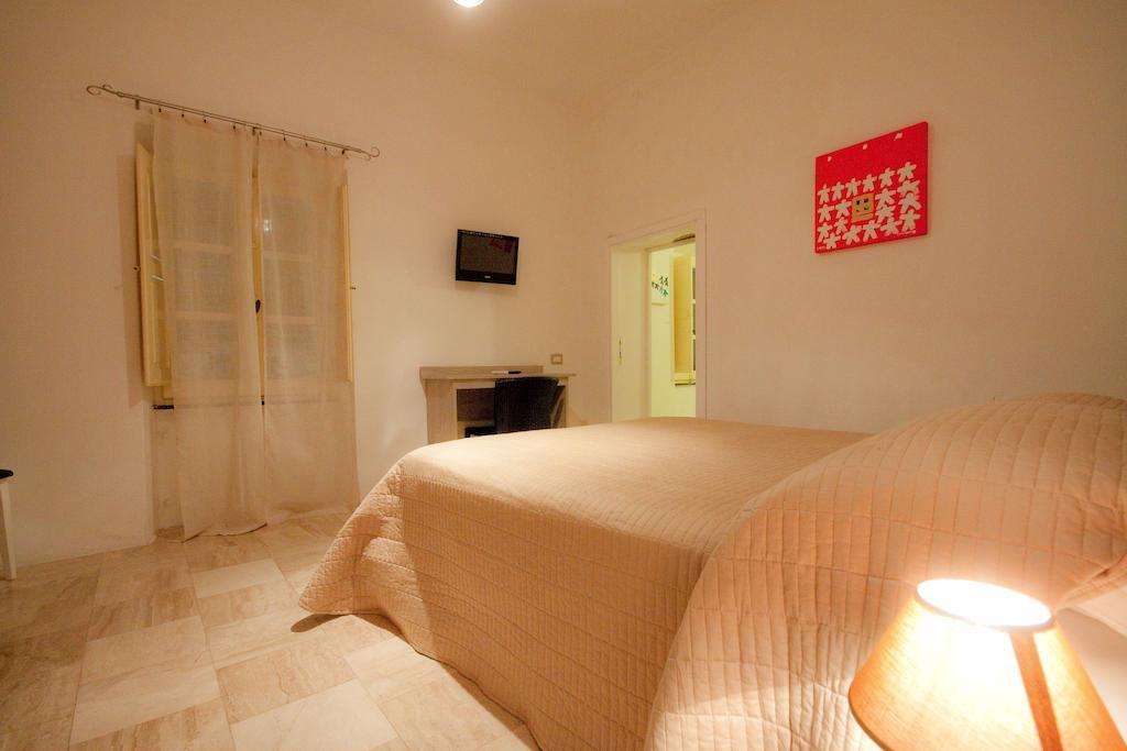 La Locanda Dell'Officina Olbia Room photo